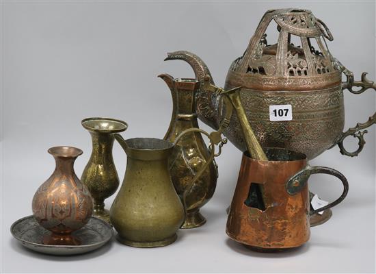 A quantity of mixed metalware